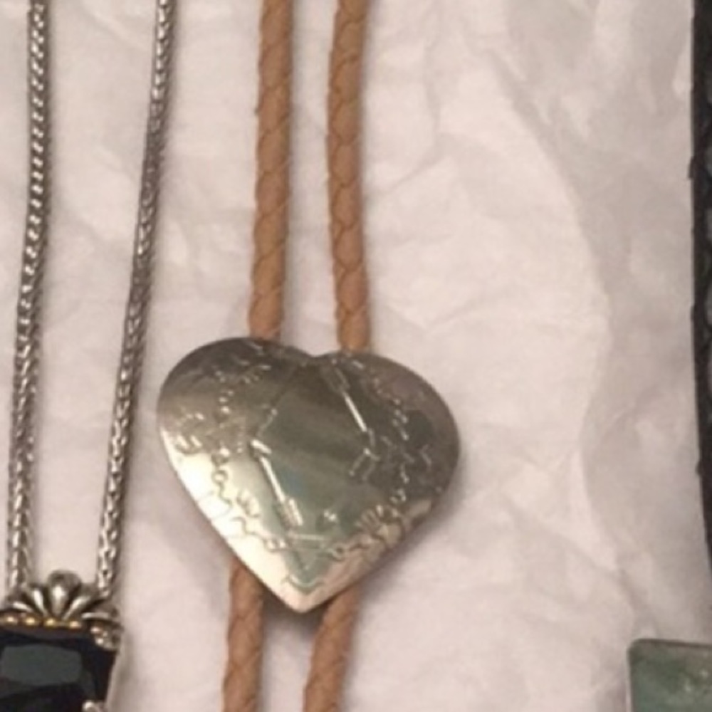 Silver heart bolo